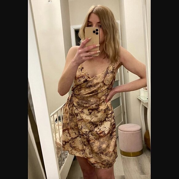 Zara Mini Dress S Satin Effect Wrap Slip Marble Print V-Neck Blogger Fav Neutral - Picture 2 of 9